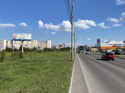 Авиаторов, на противоположной стороне дороги от дома по ул. 9 Мая, 60а в город