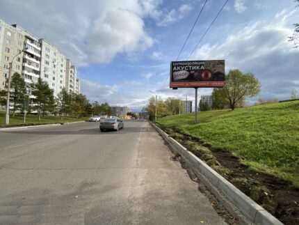 Чернышева напротив дома по ул. Словцова, 16