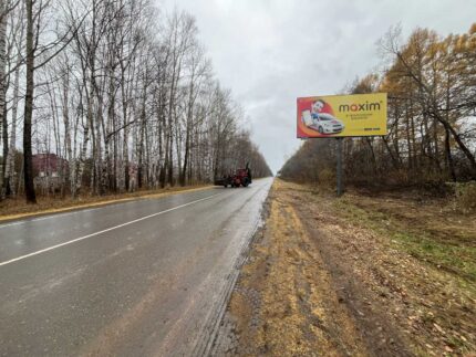 Еловый переулок, 2-я конструкция, в 100 метрах от здания с адресом: Центральный проспект 51а
