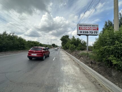 Грунтовая, со стороны западного фасада сооружения по ул. Новой, 9 стр. 2