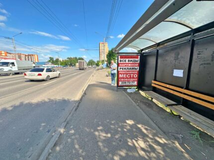 Калинина, 43, остановка "Таксопарк"