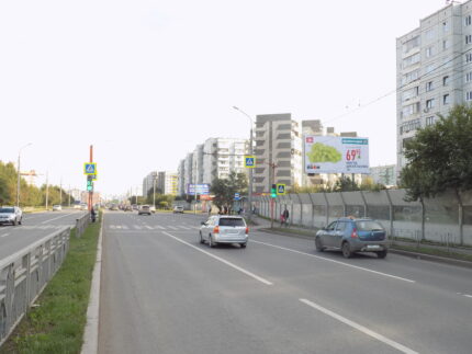 Комсомольский, 7