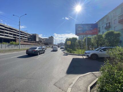 Красноярский Рабочий, 54, въезд