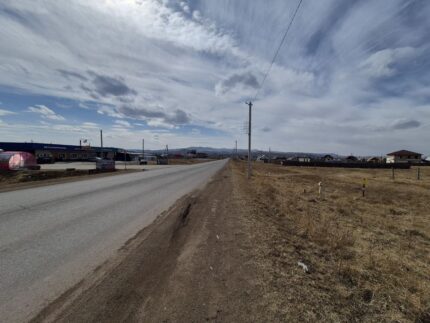 Куротная, 72, через дорогу