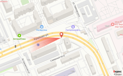 Крайняя, со стороны северо-запад фасада дома по Северному проезду, 9