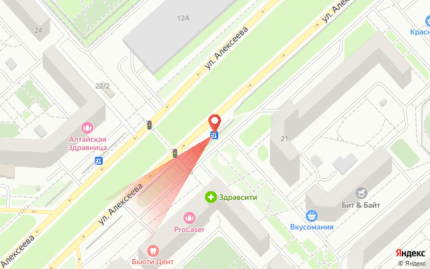 Алексеева, 27 остановка "Водолей"