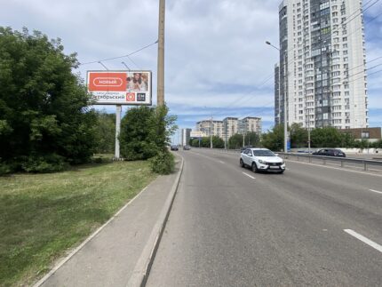 Мичурина, 2е на противоположной стороне дороги